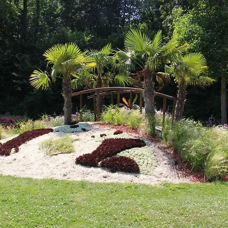 Ferme Du Pre - D'hotes Bed & Breakfast 3*