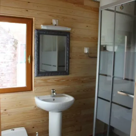 Ferme Du Pre - D'hotes Bed & Breakfast 3*